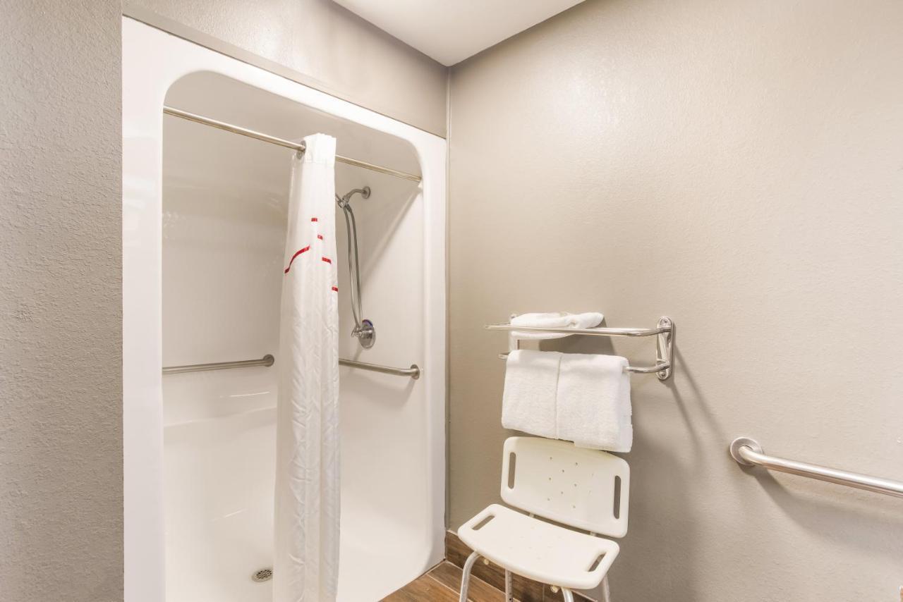 Red Roof Inn & Suites Athens, Al Zewnętrze zdjęcie