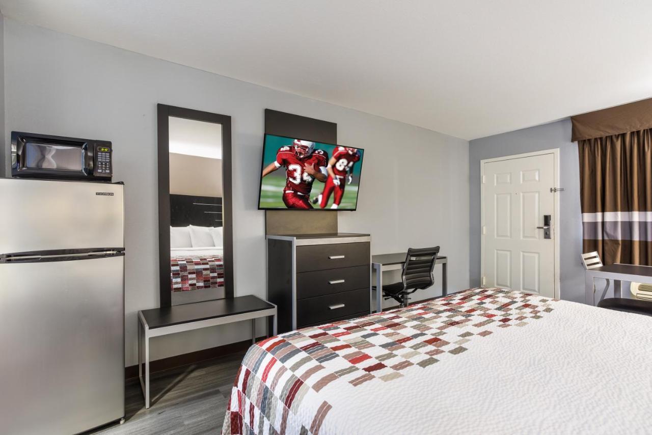 Red Roof Inn & Suites Athens, Al Zewnętrze zdjęcie