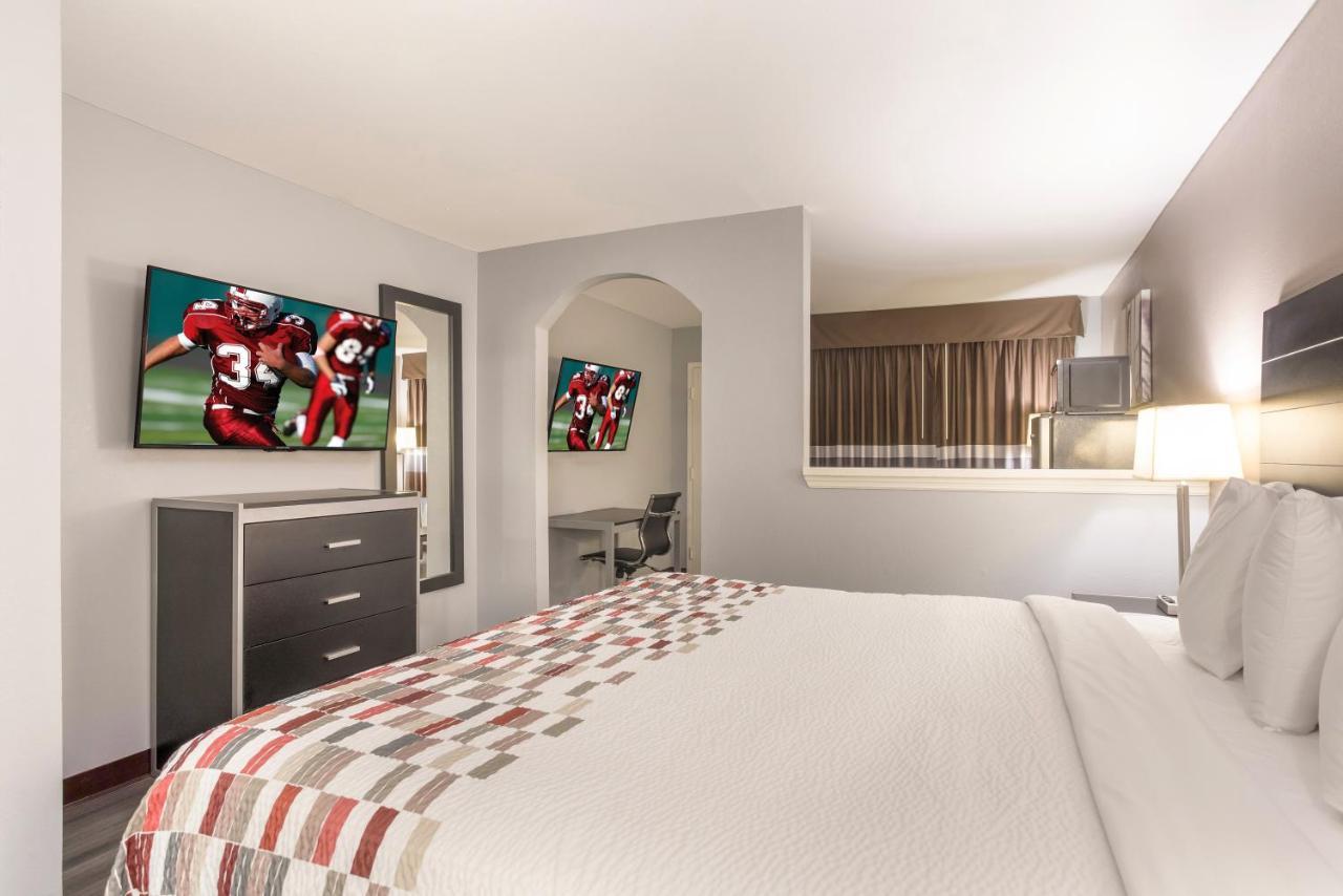 Red Roof Inn & Suites Athens, Al Zewnętrze zdjęcie