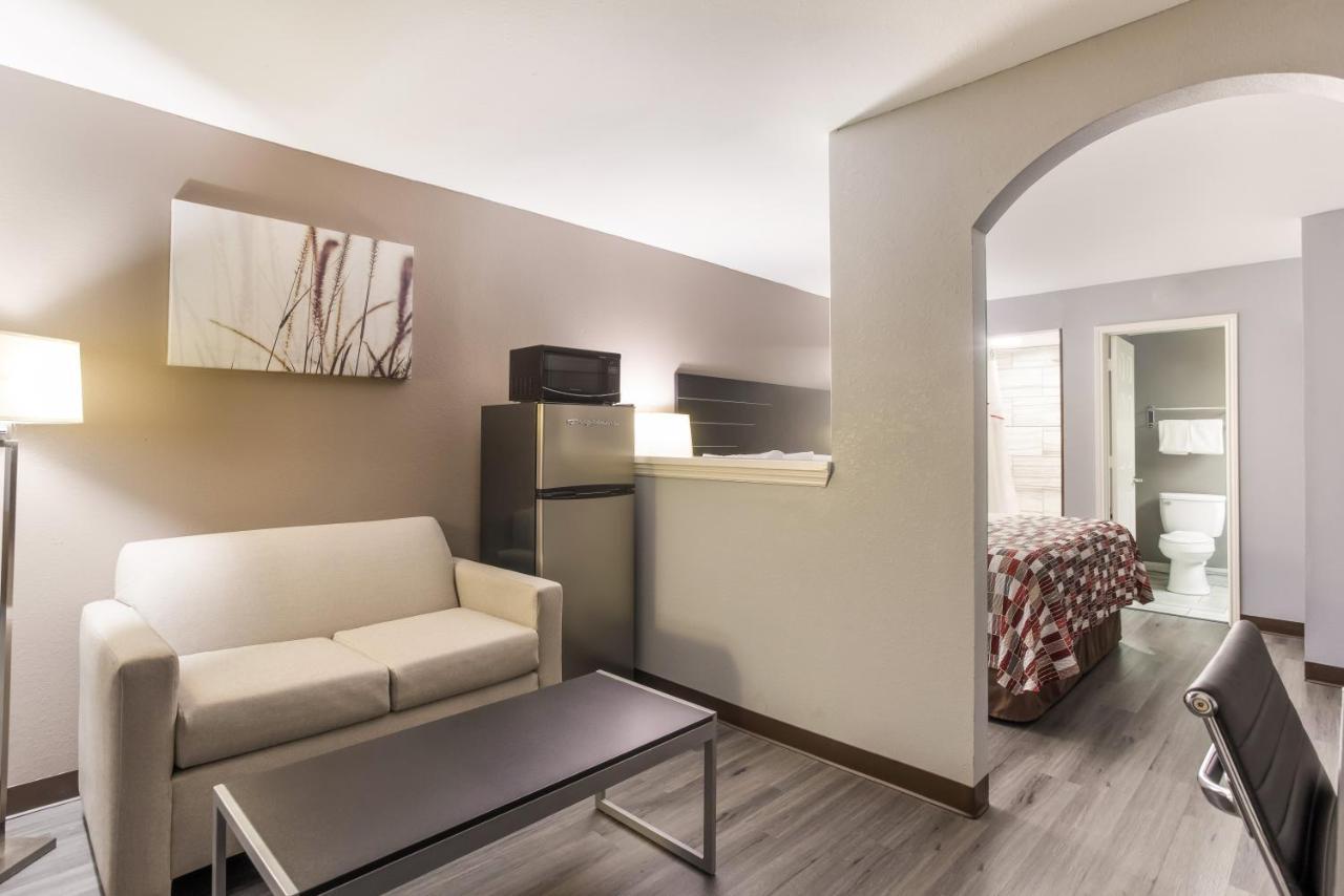 Red Roof Inn & Suites Athens, Al Zewnętrze zdjęcie