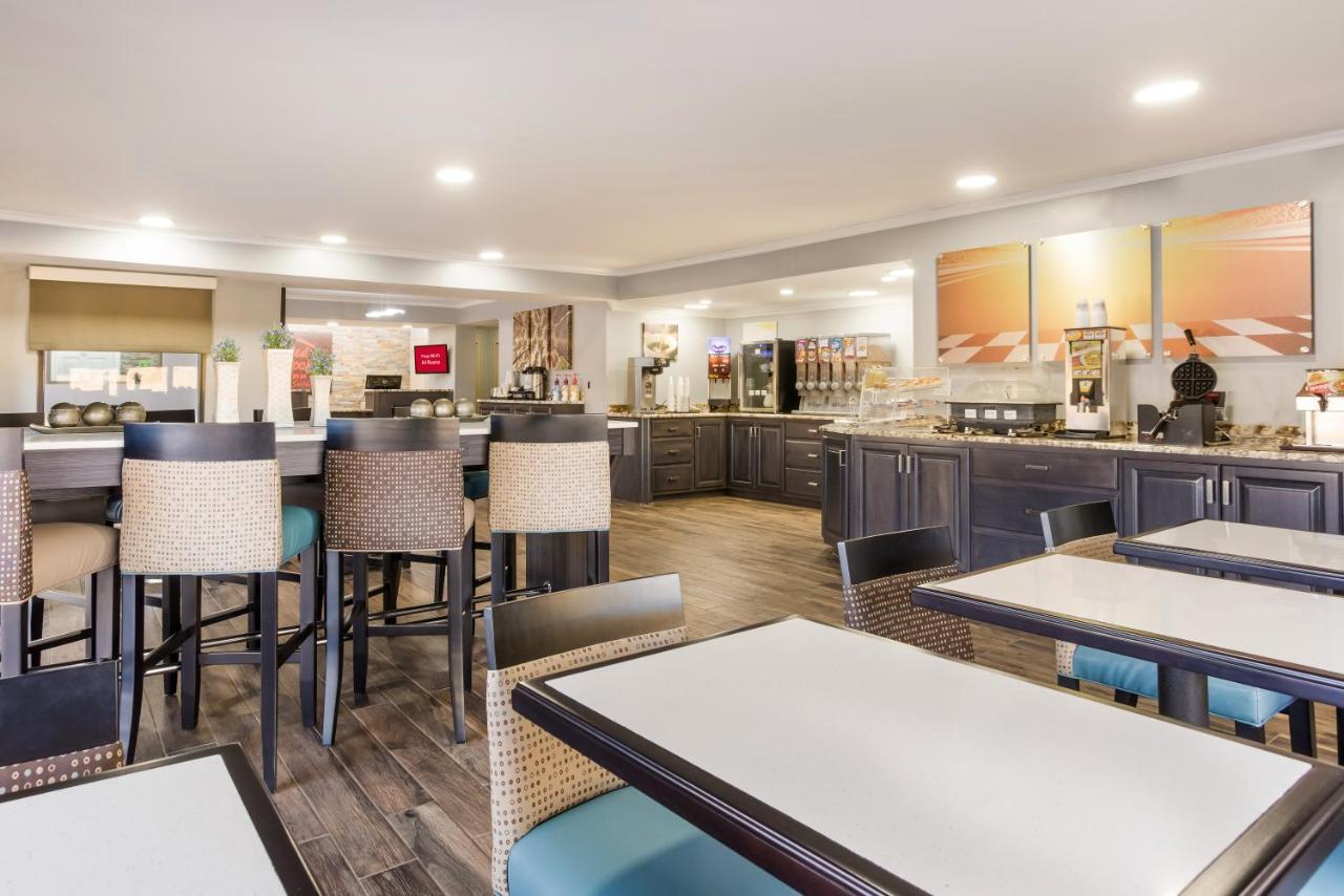 Red Roof Inn & Suites Athens, Al Zewnętrze zdjęcie