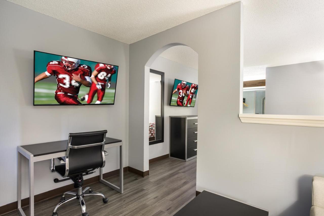 Red Roof Inn & Suites Athens, Al Zewnętrze zdjęcie