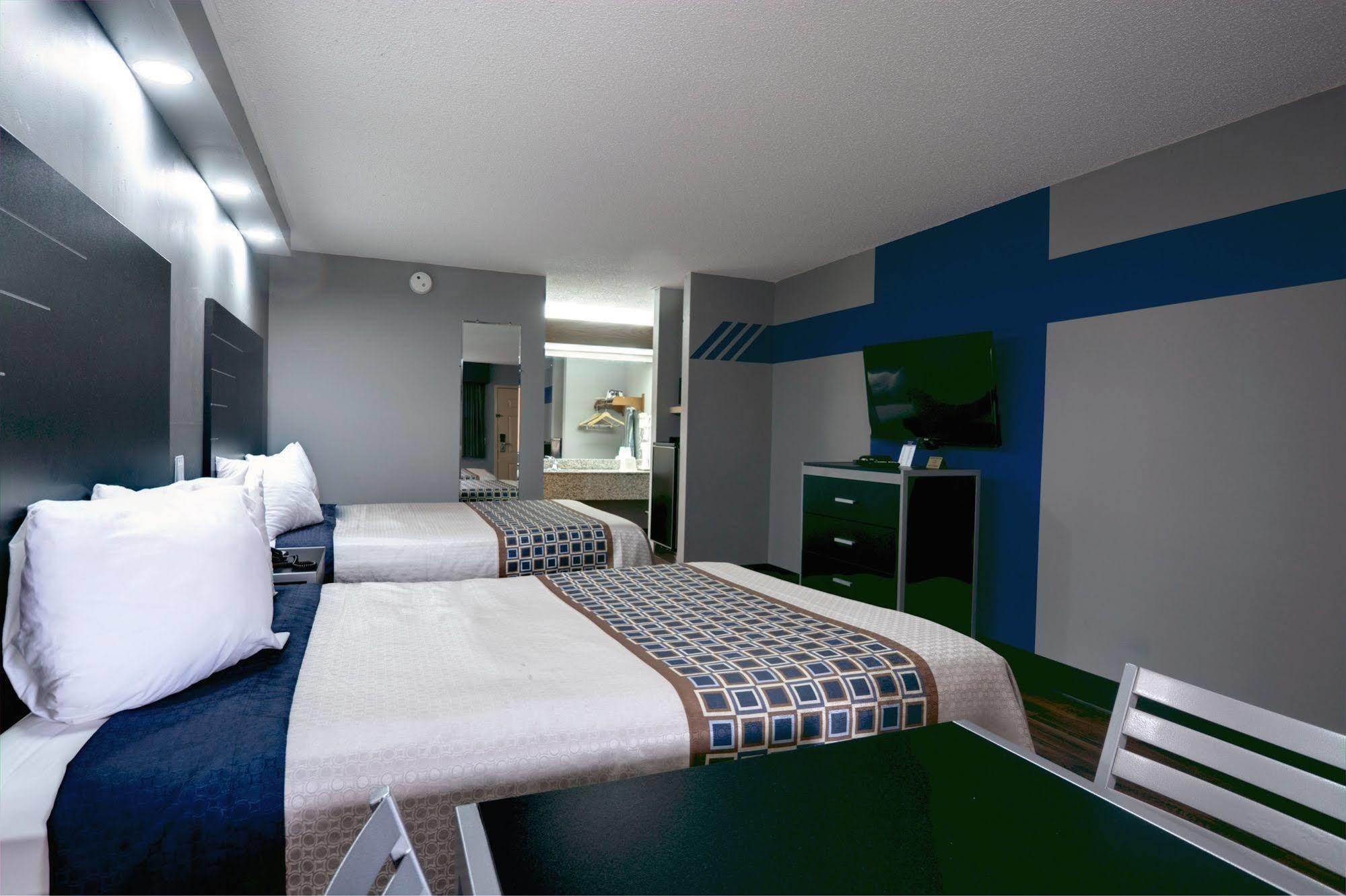 Red Roof Inn & Suites Athens, Al Zewnętrze zdjęcie